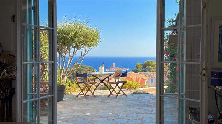 AGAY Villa Hameau de Cap Esterel avec vue mer et vue sur l'île d'or