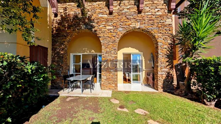 AGAY CAP ESTEREL le village, 3 pièces en rez de jardin avec vue mer