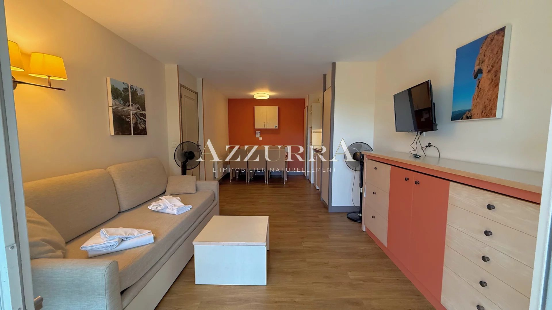 AGAY - CAP ESTEREL À vendre 3 pièces rez-de-jardin trame large