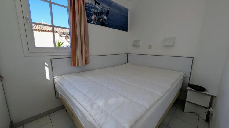 A VENDRE AGAY CAP ESTEREL 2 PIECES VUE MER