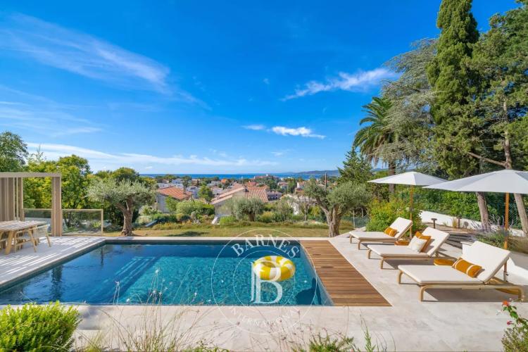 VILLA BELLE ÉPOQUE RÉNOVÉE - VUE MER PANORAMIQUE - CENTRE VILLE