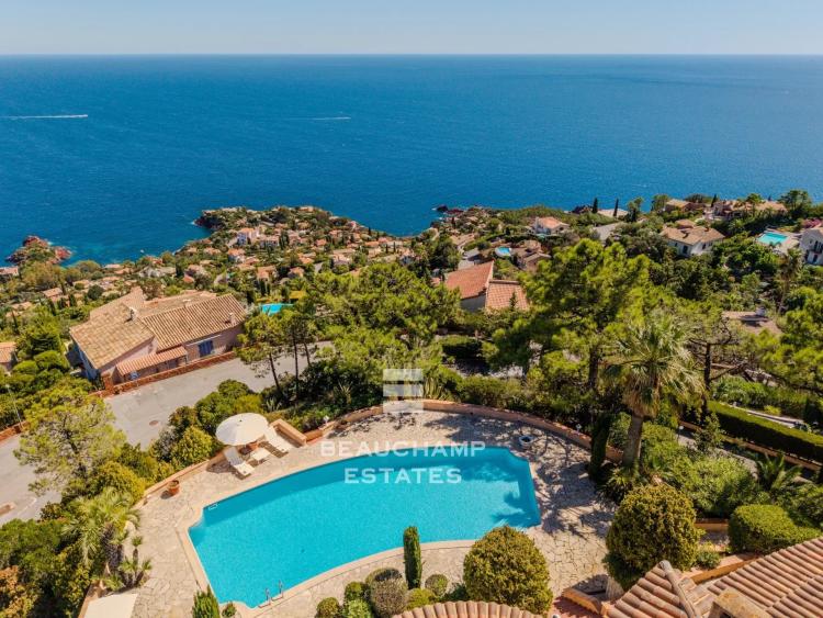 Villa 5 chambres avec vue mer panoramique – Le Trayas