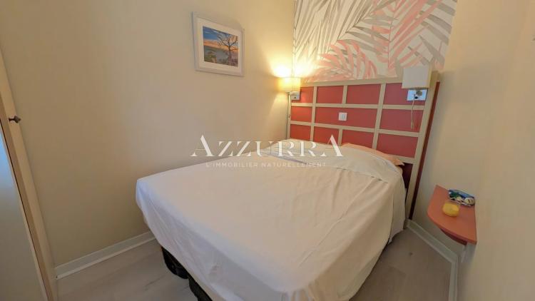 A vendre AGAY - CAP ESTEREL – Superbe 2 pièces vue mer, parking, climatisation