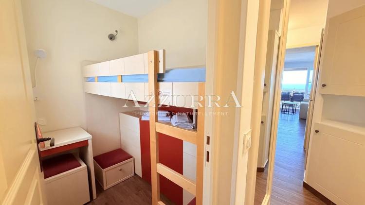 AGAY CAP ESTEREL SUPERBE T3 DUPLEX VUE MER PANORAMIQUE. PARKING PRIVE LIBRE DE SUITE