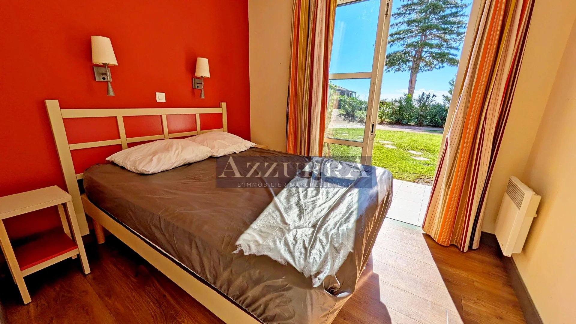 AGAY CAP ESTEREL le village, 3 pièces en rez de jardin avec vue mer