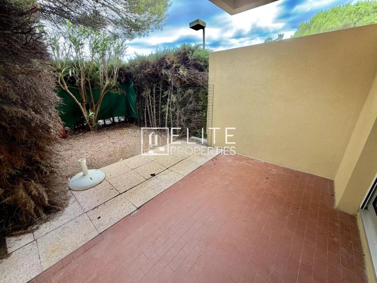 STUDIO 19 M² + JARDIN PRIVATIF – À 1 MIN DE LA MER À PIED – SAINT-RAPHAËL