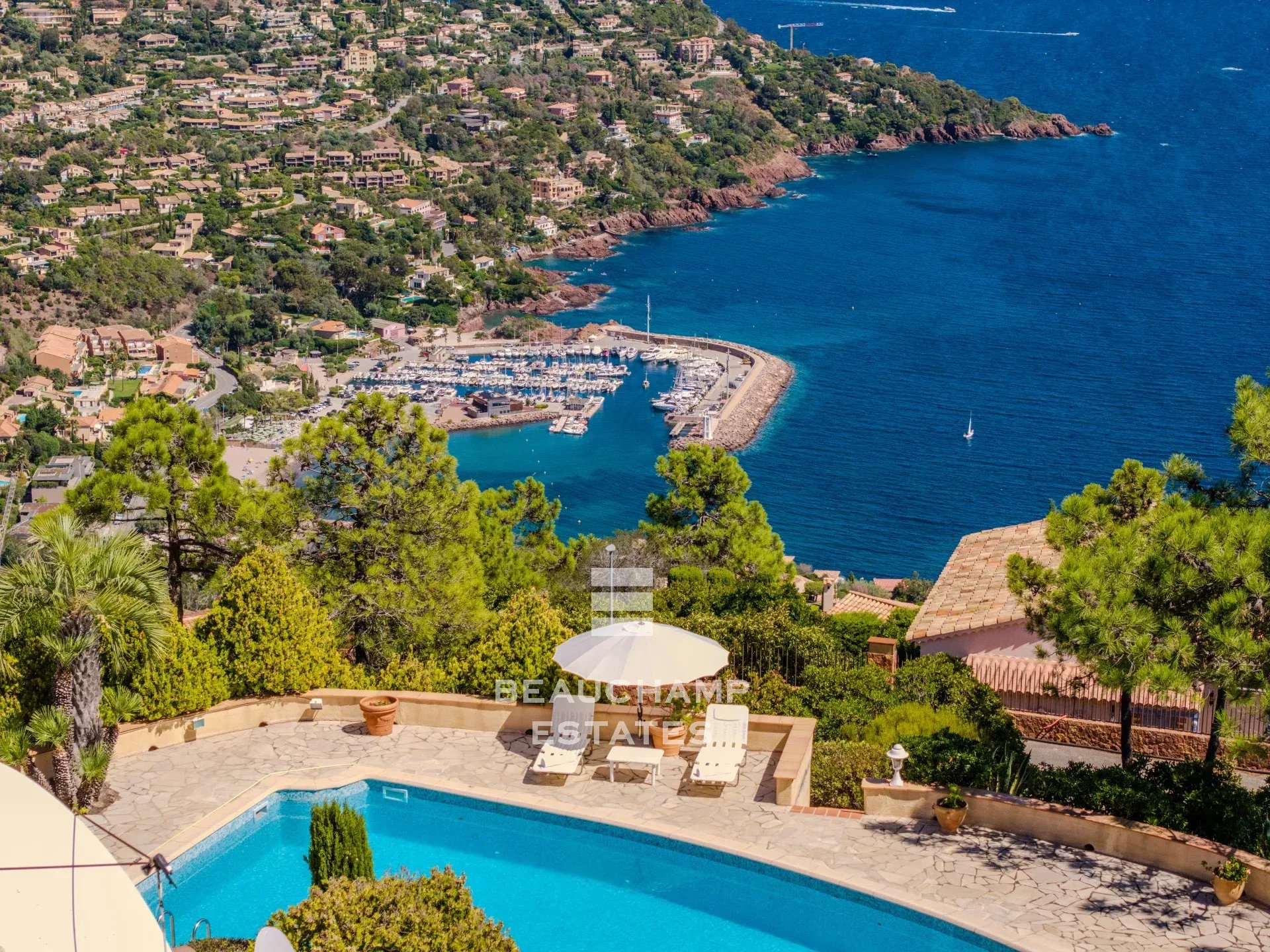 Villa 5 chambres avec vue mer panoramique – Le Trayas