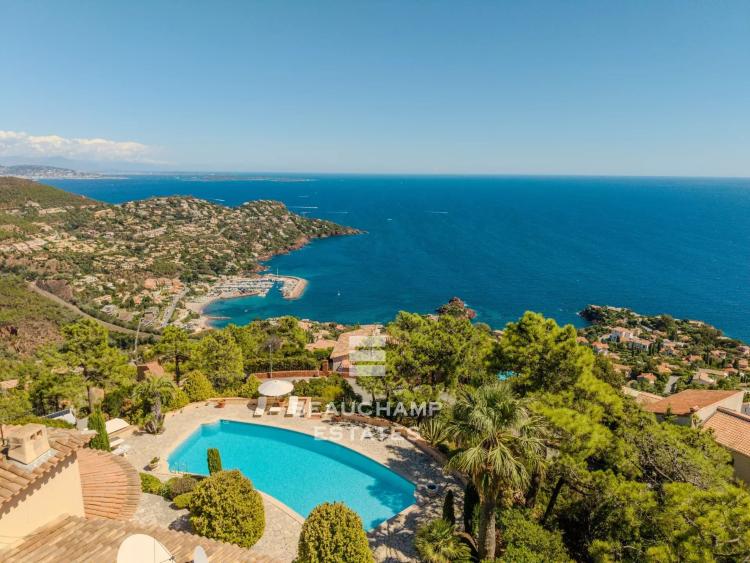 Villa 5 chambres avec vue mer panoramique – Le Trayas