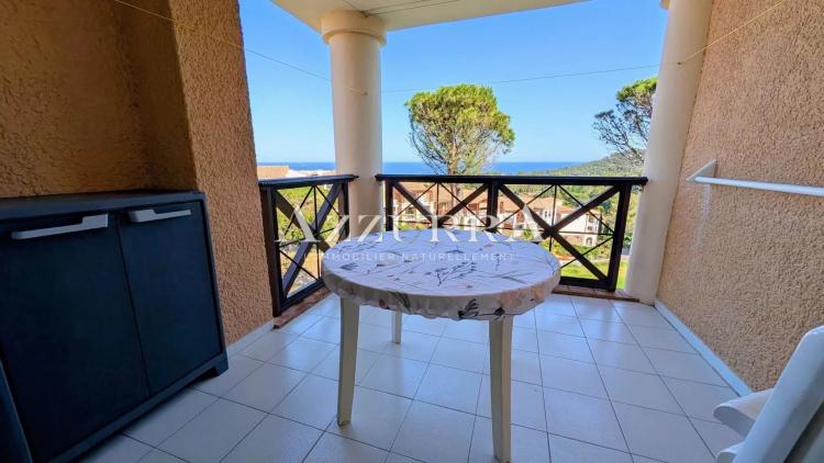 AGAY CAP ESTEREL 2 PIECES VUE MER; PARKING