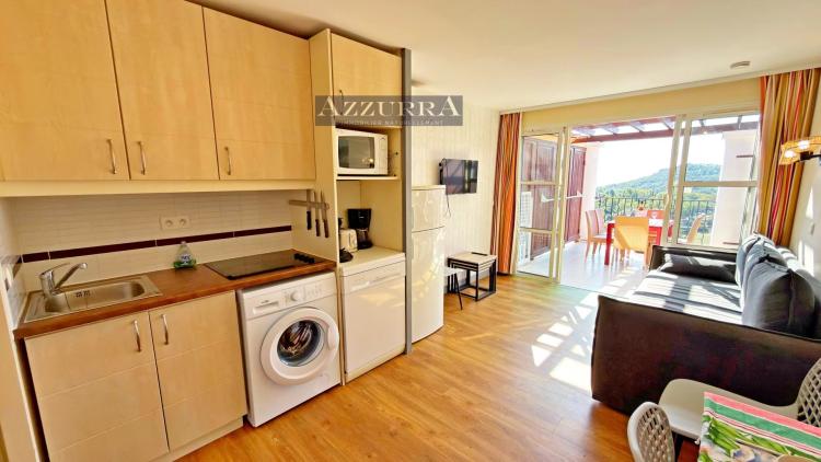 AGAY CAP ESTEREL SUPERBE T3 DUPLEX VUE MER PANORAMIQUE. PARKING PRIVE