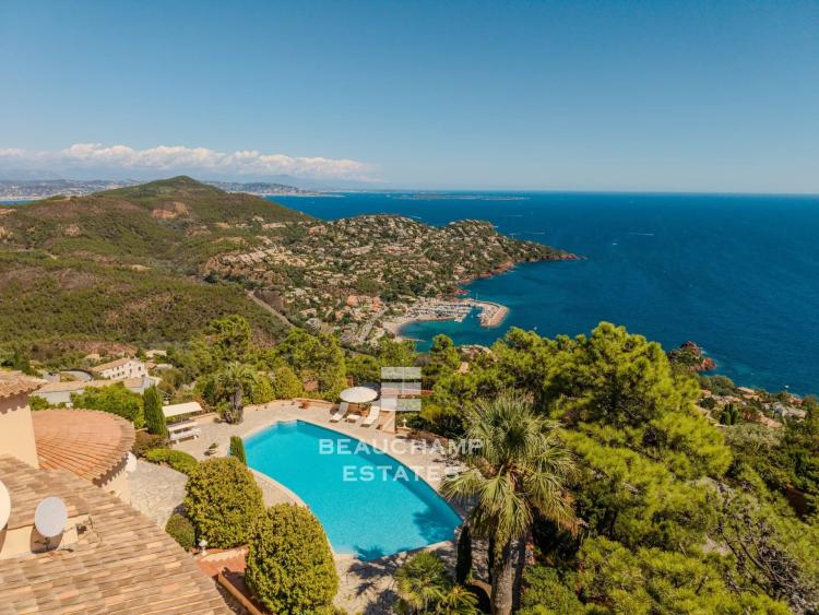 Villa 5 chambres avec vue mer panoramique – Le Trayas